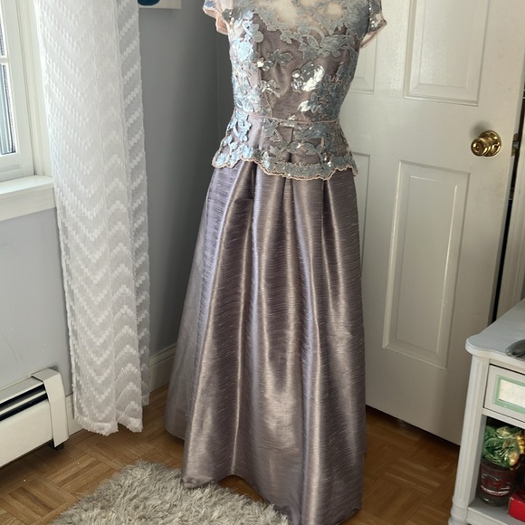 Adrianna Papell mother of the bride or groom gown dress EUC 4P pockets - Picture 4 of 17